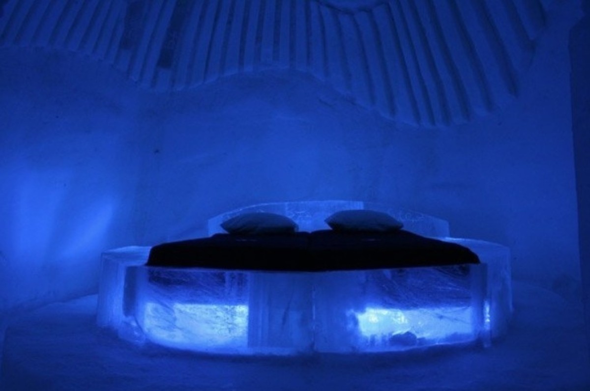 The correct and healthy temperature for sleep? Do you sleep in a cold room or do you ventilate during the night? What's the right way?