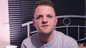 The true story of a man who donated his heart to his son. He did everything for him!