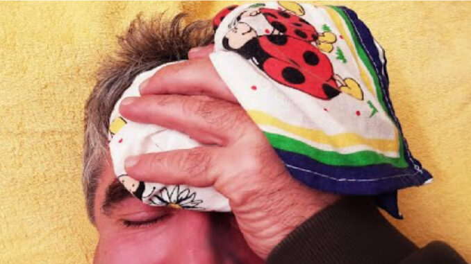 Jak si vyčistit dutiny a odstranit všechen hlen z nosu