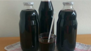Healthy Homemade Blueberry Syrup: A 3-Ingredient Recipe for Your Immunity and Vitality