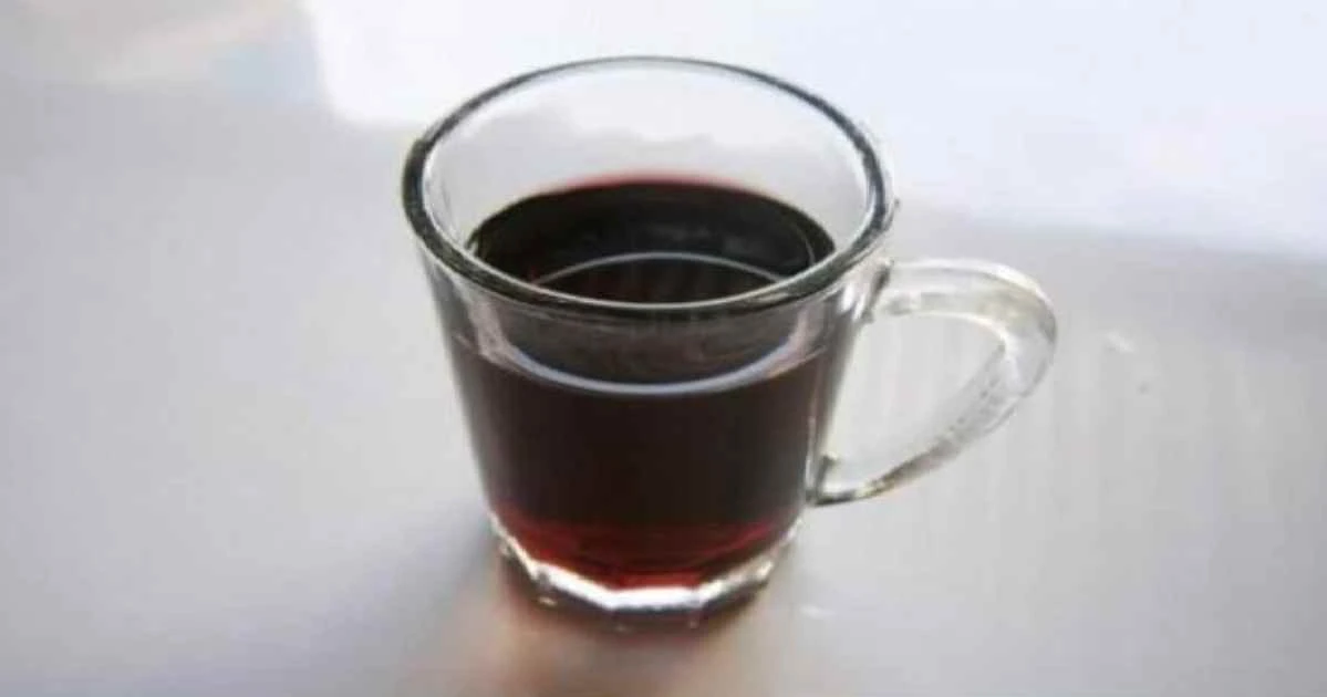 Elixir of garlic and red wine – a powerful detoxifying drink