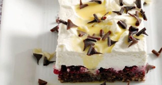 sváteční řezy s vaječným likérem