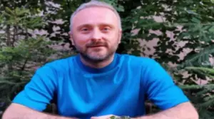 Sage in menopause: a natural aid for hormonal balance and relief from hot flashes